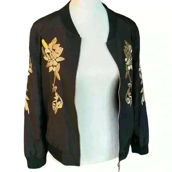 Black bomber jacket with gold embroidery & sequin floral motif Molly Bracken - Picture 8 of 9